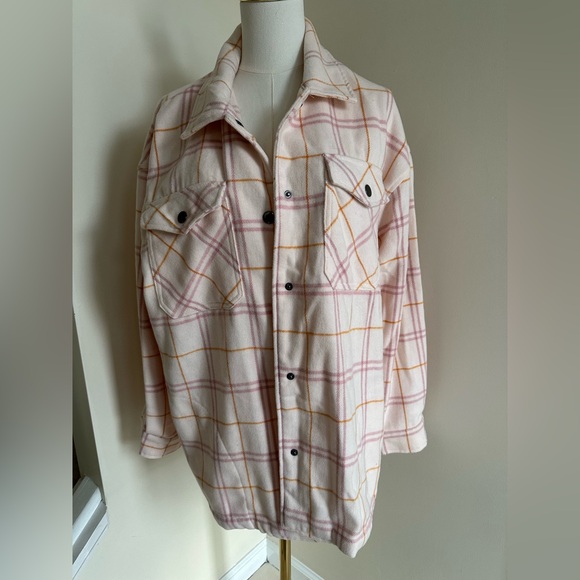 HFX Jackets & Blazers - Fleece Shacket- Large